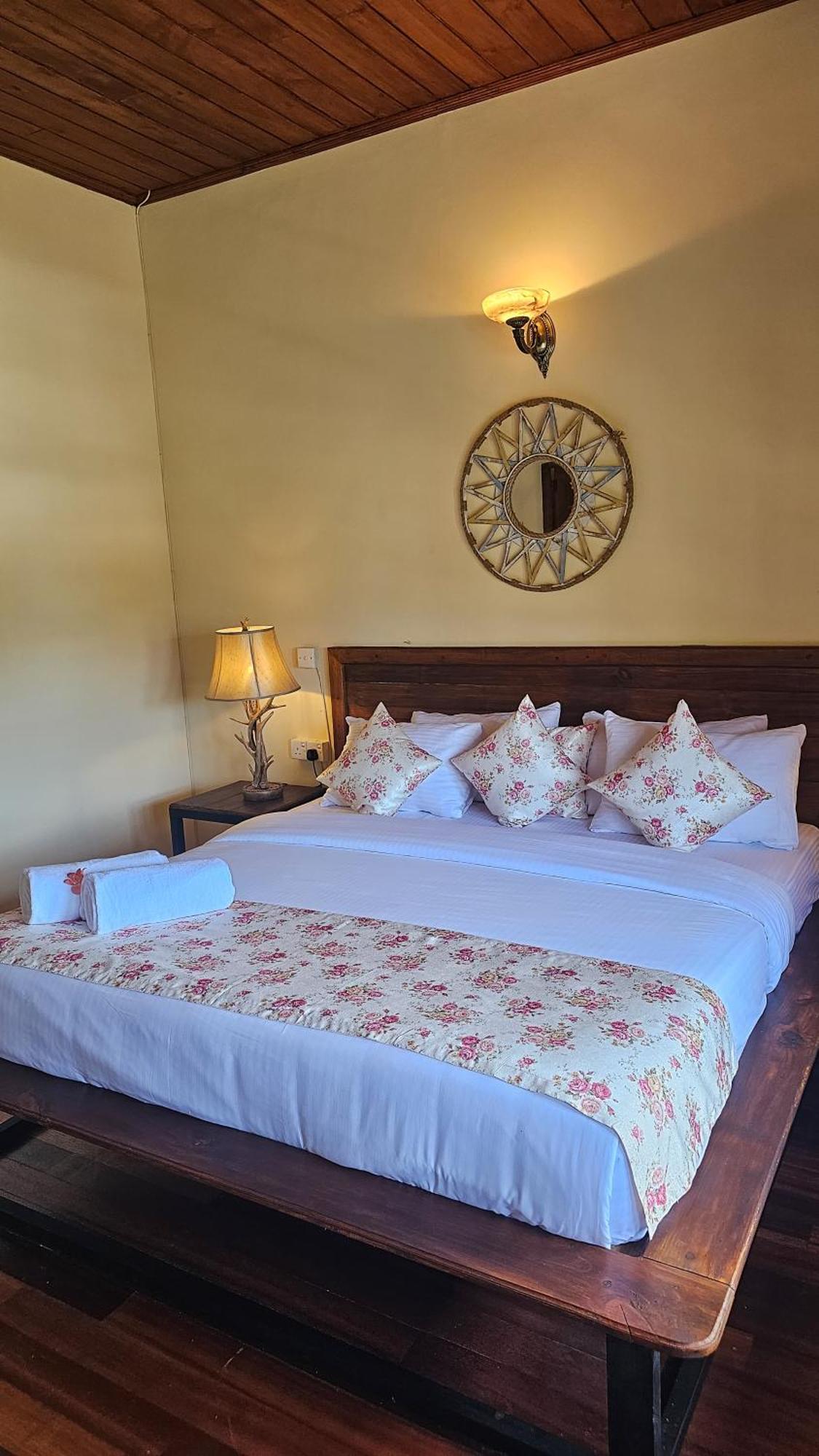 The Loris Manor Hotel Nuwara Eliya Ngoại thất bức ảnh